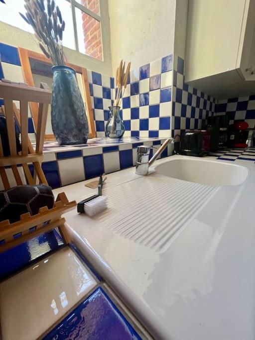 Apartamento Cozy Flat In Castle Near Fontainebleau - 10 Min Fleury-en-Biere Exterior foto
